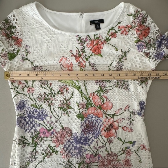 R&K White Floral Eyelet Dress Size 6 Flounce Ruffle Sleeve Cottagecore Coquette - Picture 12 of 13